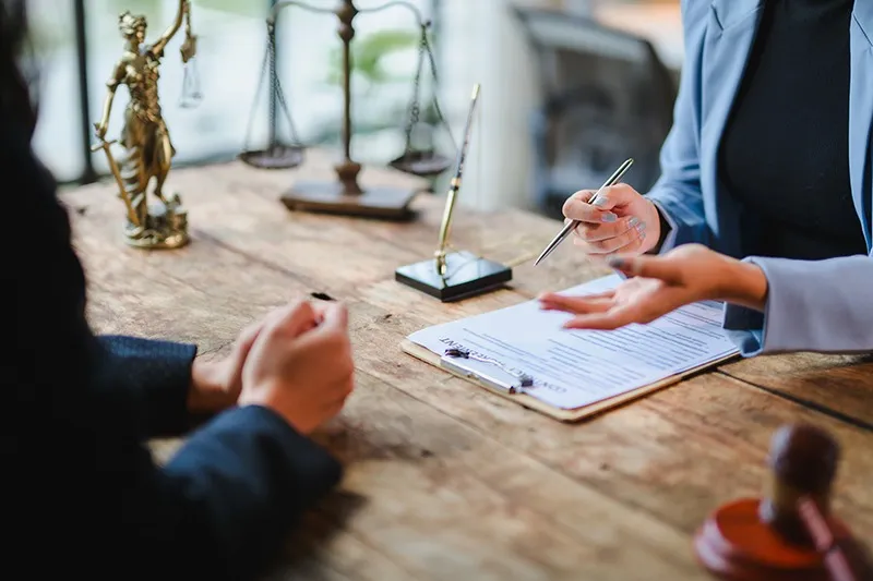 ご相談から対応方針までの流れをご案内